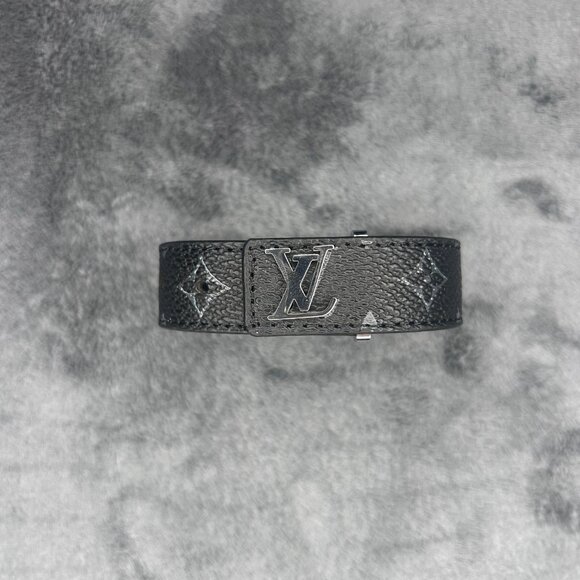 LV Slim Monogram Bracelet Black / Silver Unisex - Picture 6 of 7